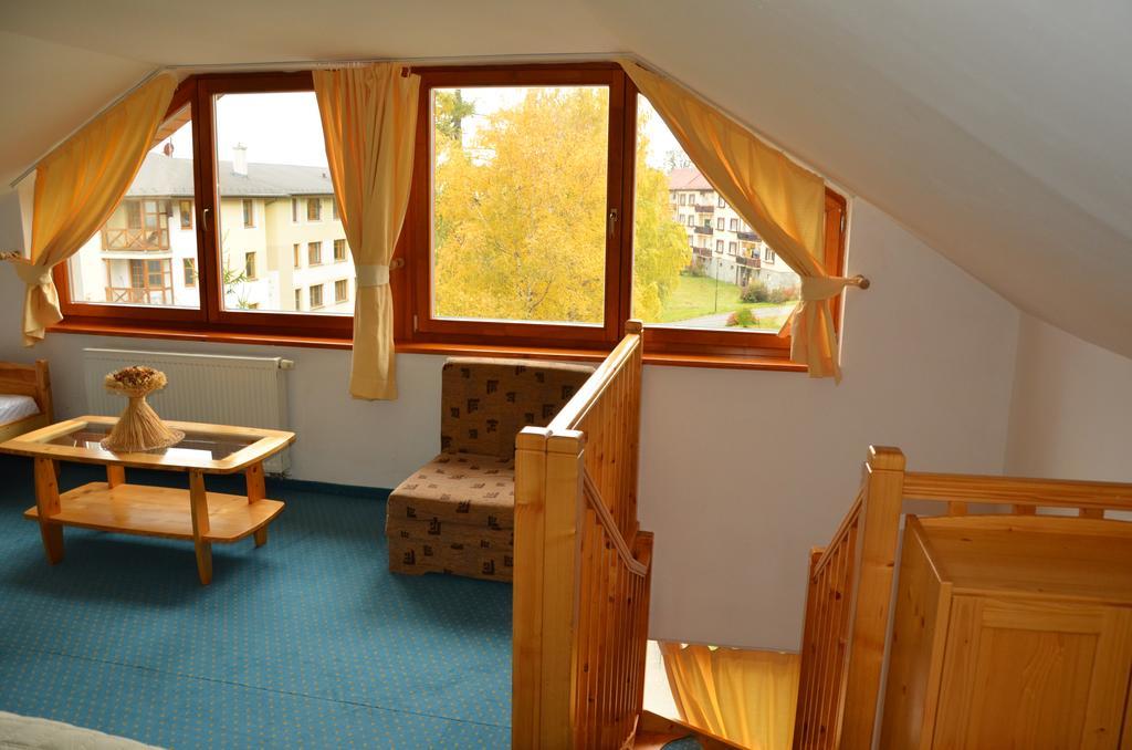 Hotel Villa Siesta Vysoke Tatry Room photo